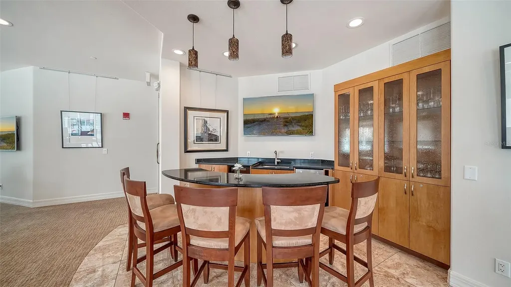 340 S Palm Avenue Sarasota FL 34236