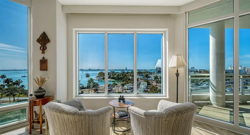 340 S Palm Avenue Sarasota FL 34236