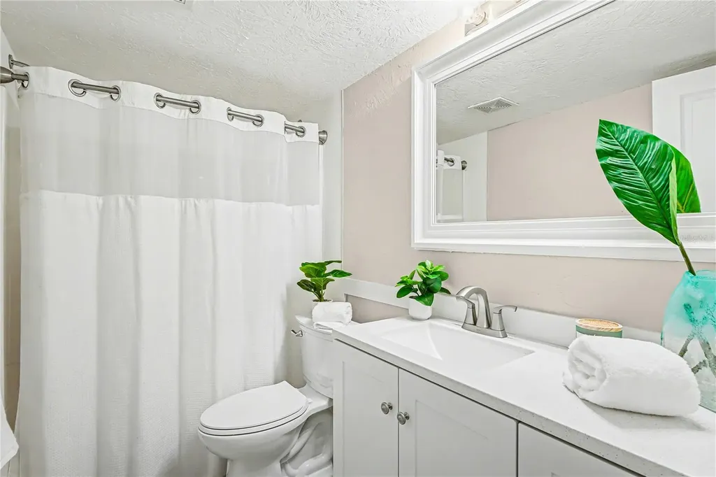 500 N Jefferson Avenue Sarasota FL 34237
