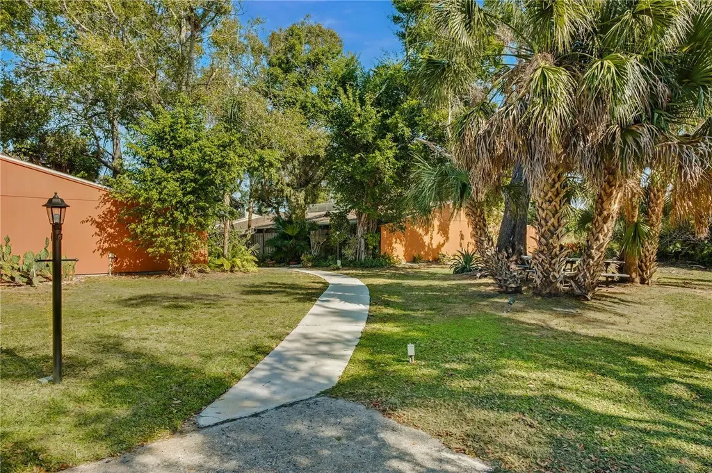 500 N Jefferson Avenue Sarasota FL 34237