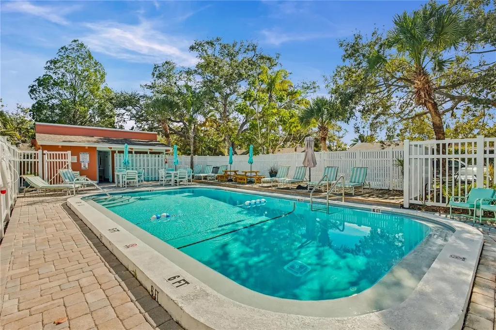 500 N Jefferson Avenue Sarasota FL 34237