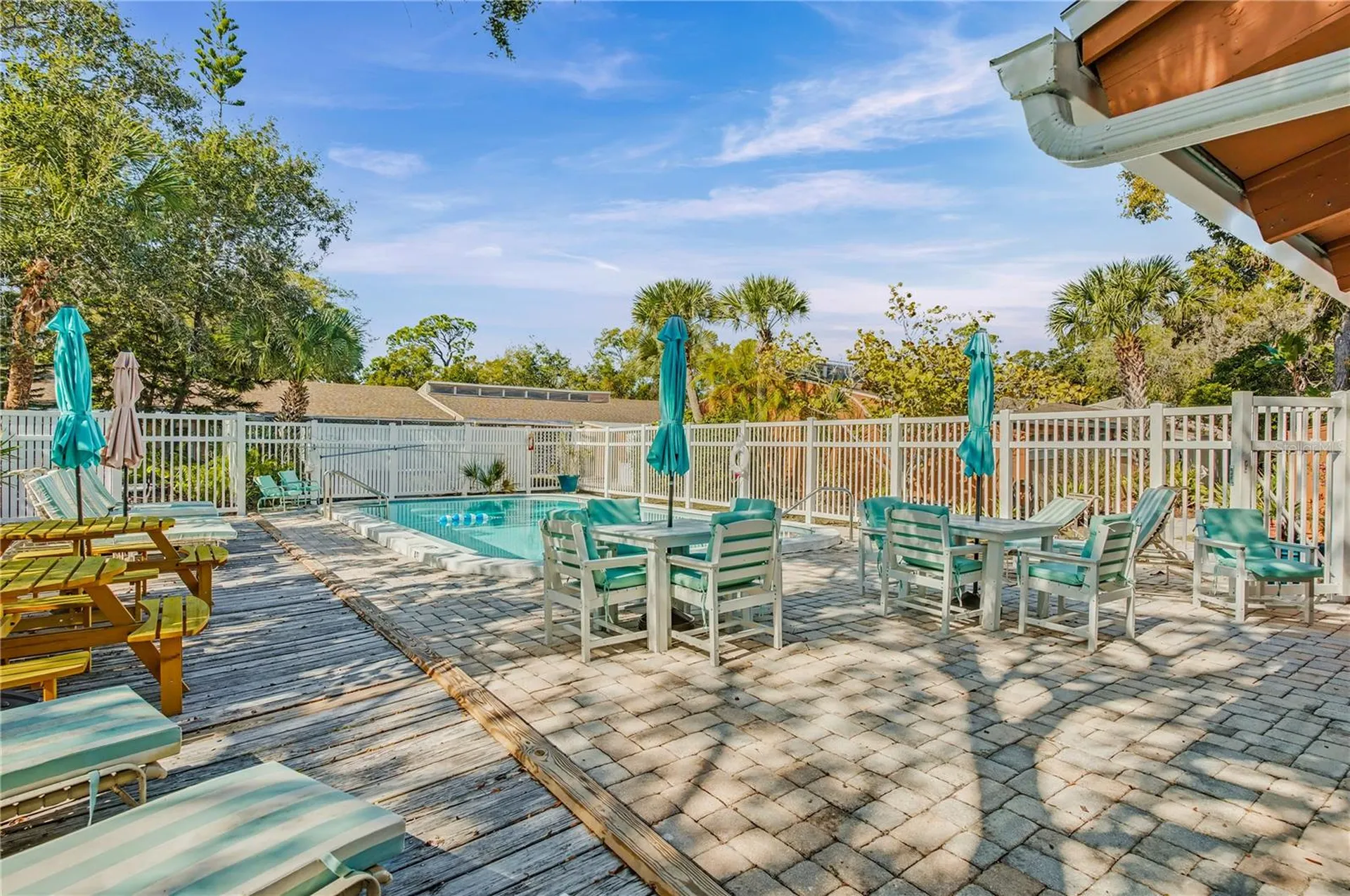 500 N Jefferson Avenue Sarasota FL 34237