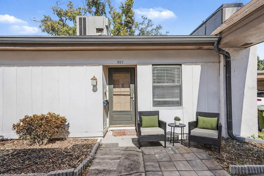 1522 Mission Hills Boulevard Clearwater FL 33759