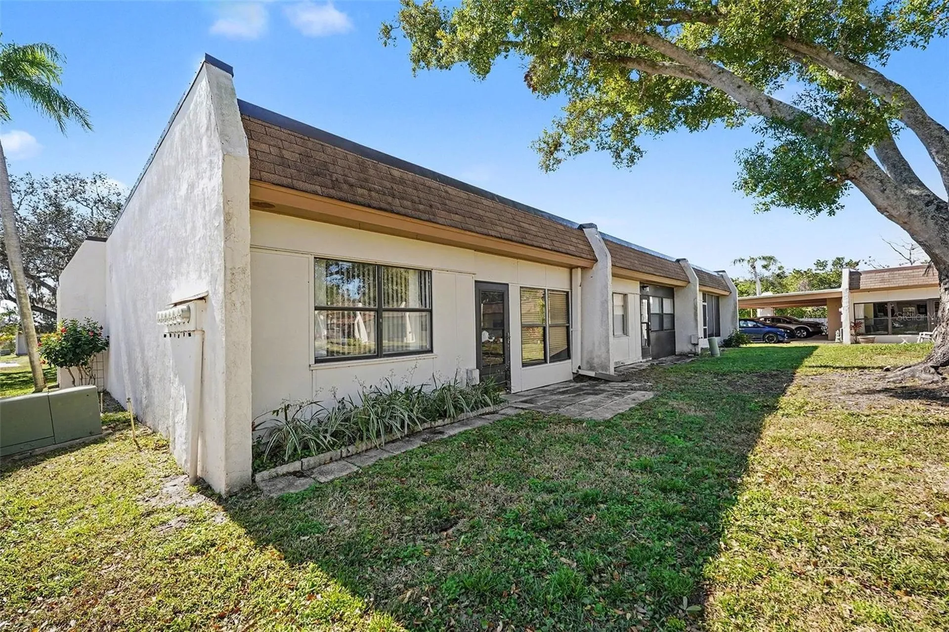 1522 Mission Hills Boulevard Clearwater FL 33759