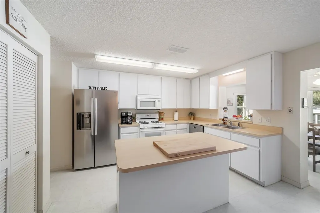 9749 SW 97th Street Ocala FL 34481