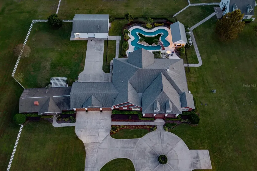 2780 Vickie Court Kissimmee FL 34744