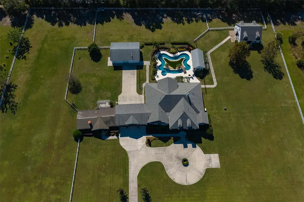 2780 Vickie Court Kissimmee FL 34744