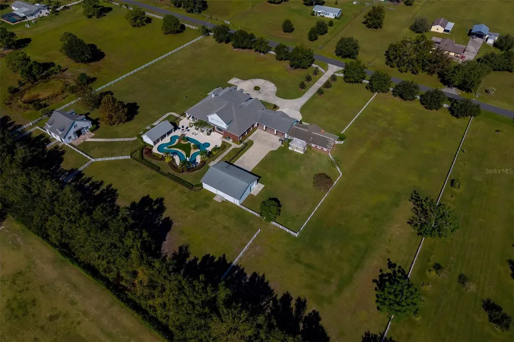 2780 Vickie Court Kissimmee FL 34744