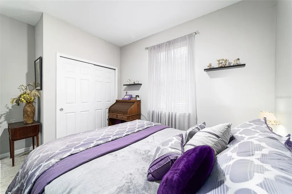 6 Malauka Circle Ocklawaha FL 32179