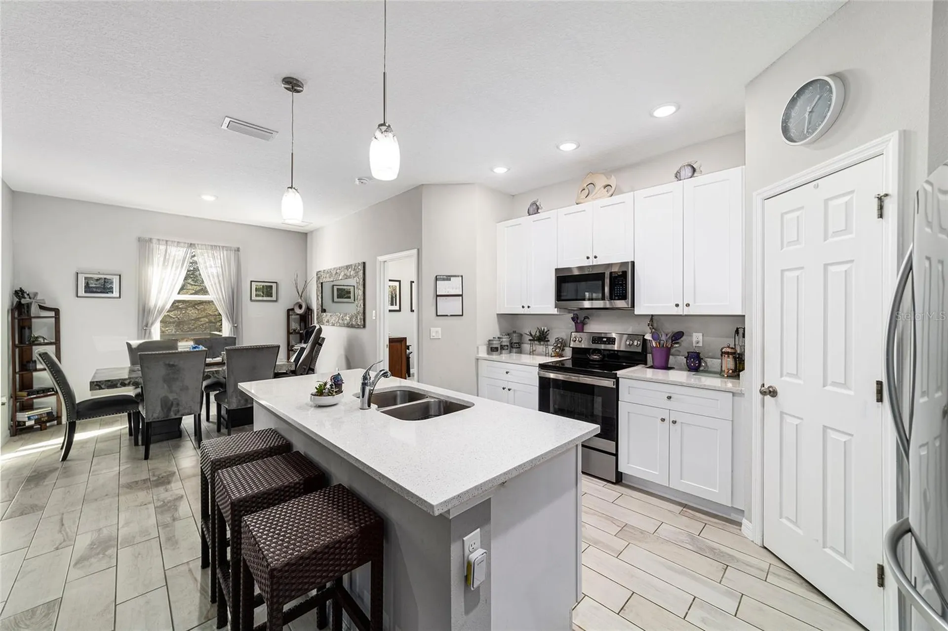 6 Malauka Circle Ocklawaha FL 32179