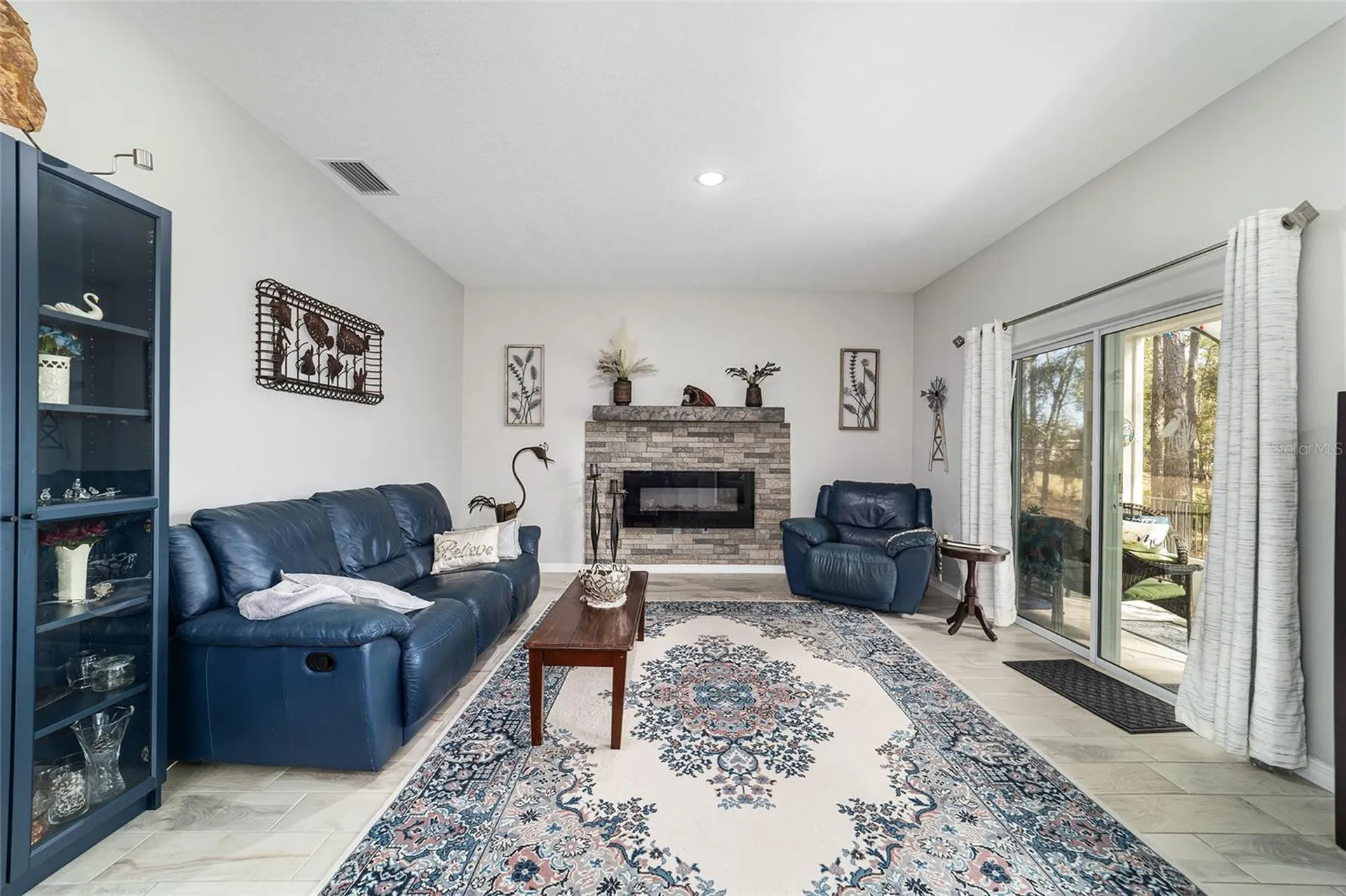 6 Malauka Circle Ocklawaha FL 32179