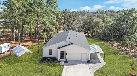 6 Malauka Circle Ocklawaha FL 32179