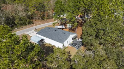 6 Malauka Circle Ocklawaha FL 32179