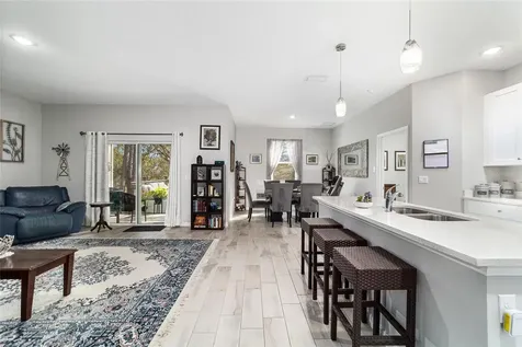 6 Malauka Circle Ocklawaha FL 32179