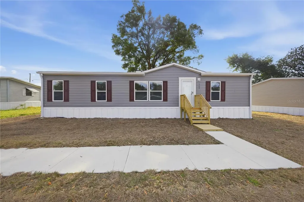 1560 NE 162nd Street Citra FL 32113