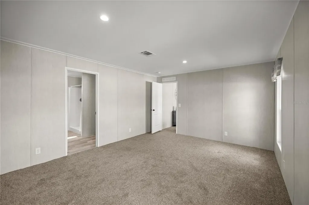 1560 NE 162nd Street Citra FL 32113