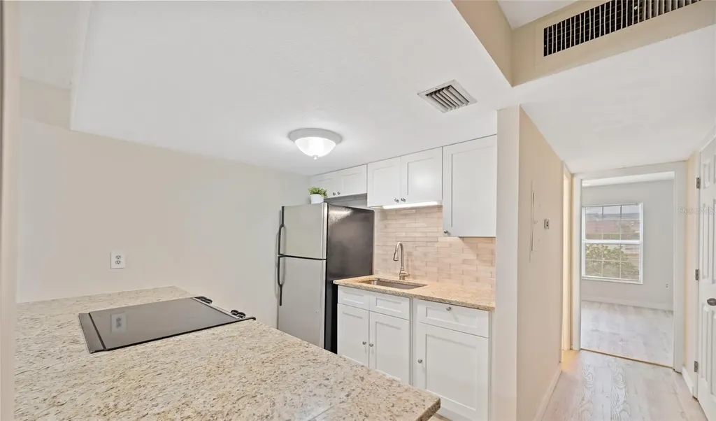 1290 83rd Avenue N St Petersburg FL 33702