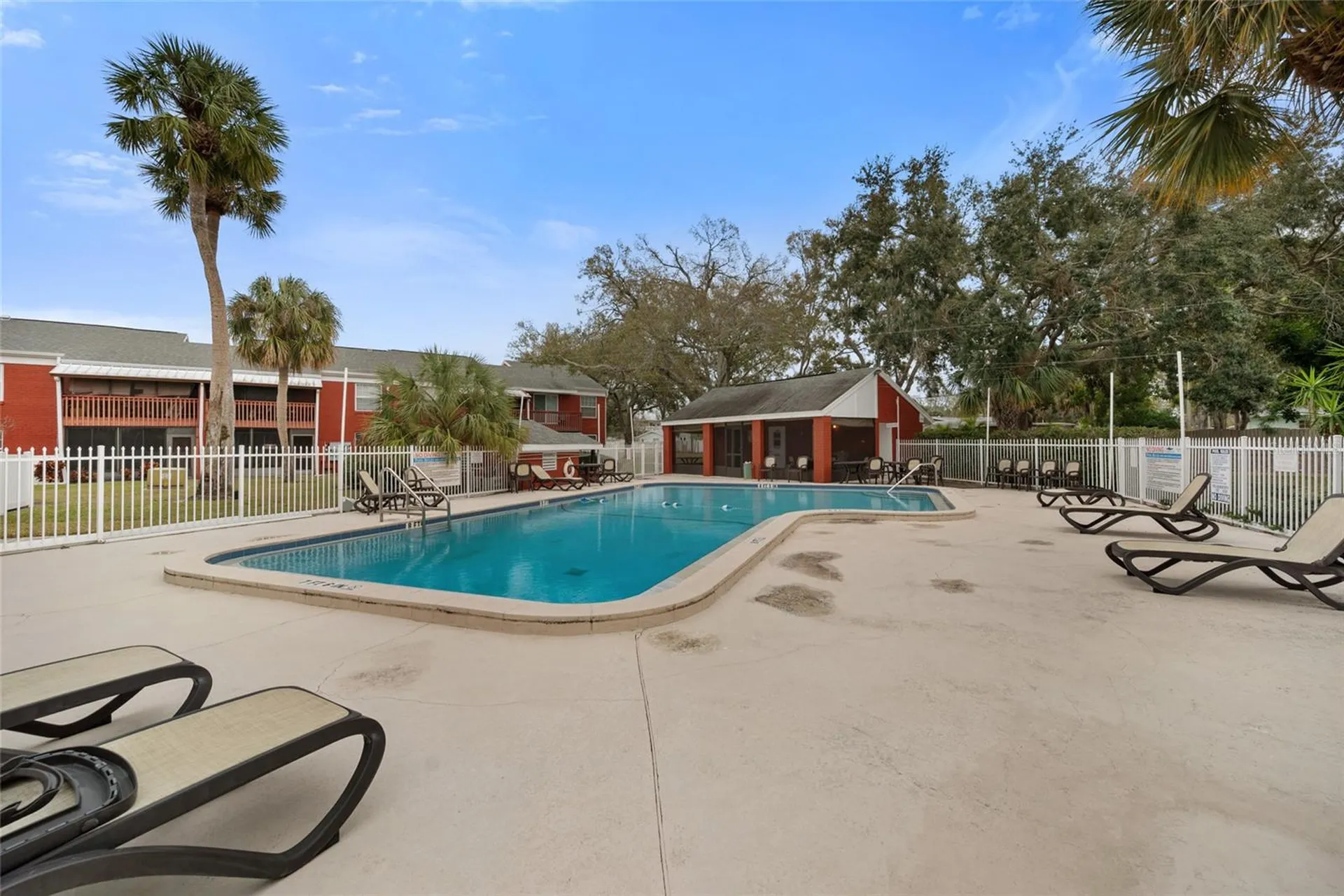 1290 83rd Avenue N St Petersburg FL 33702