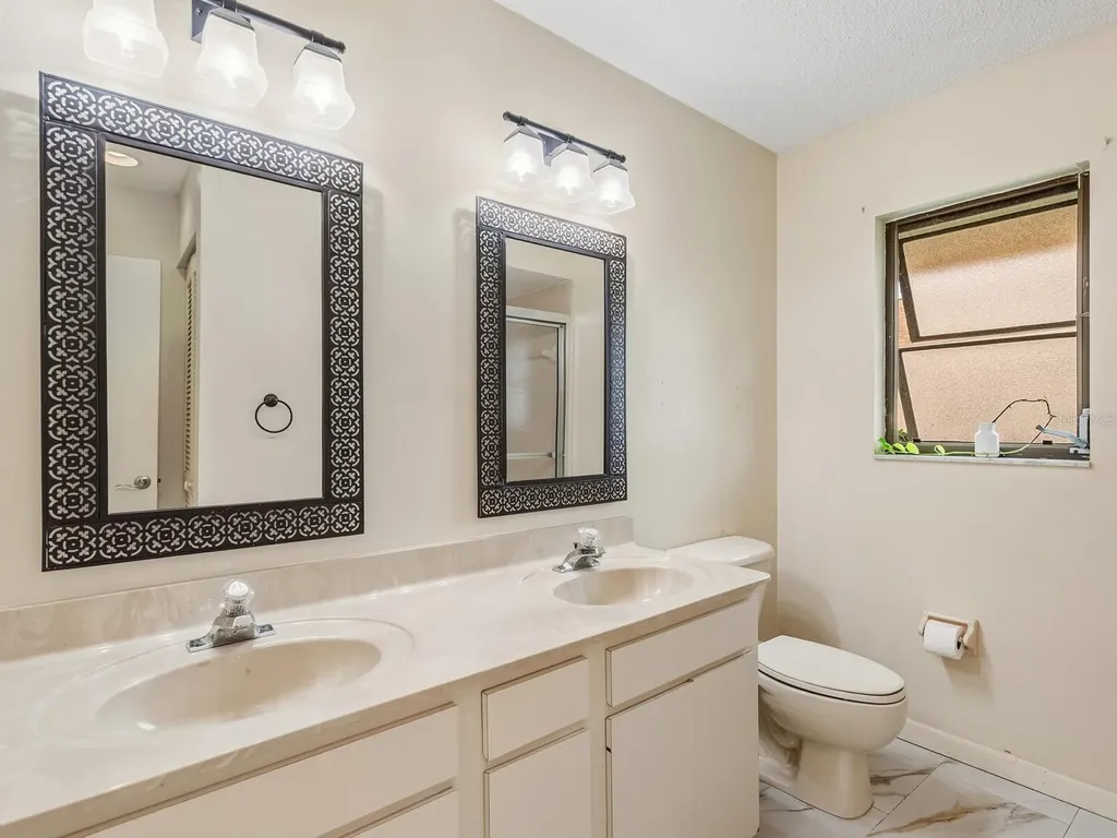 4725 Greencroft Road Sarasota FL 34235