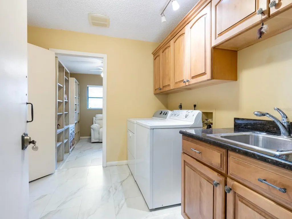4725 Greencroft Road Sarasota FL 34235