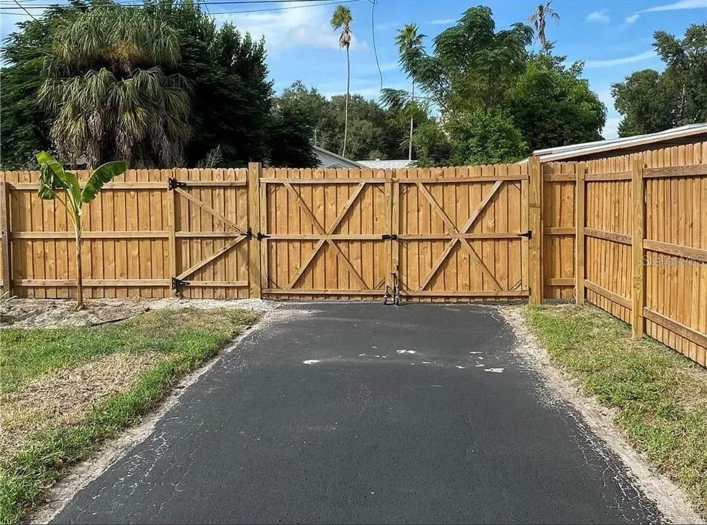 4133 3rd Avenue N St Petersburg FL 33713