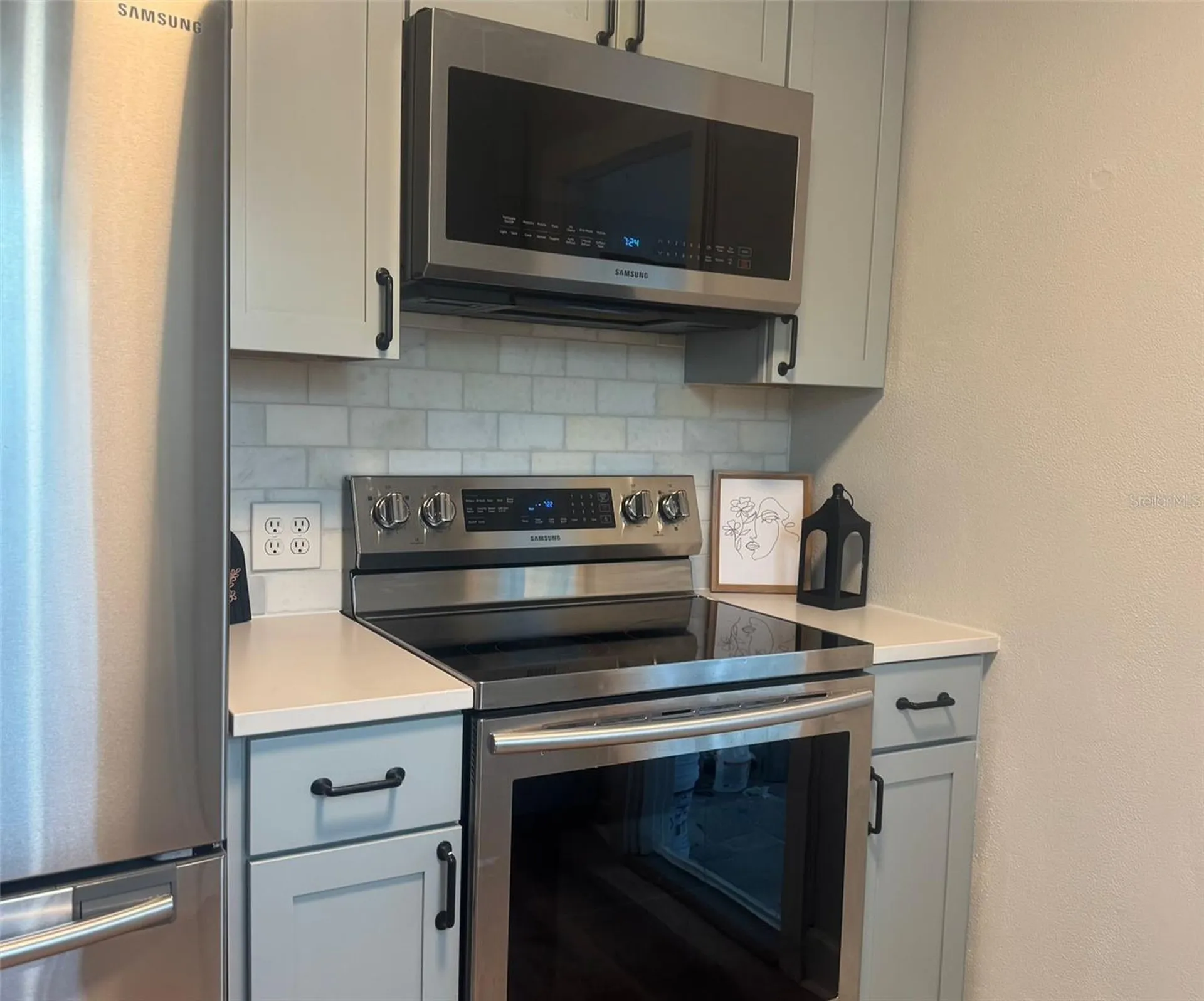4133 3rd Avenue N St Petersburg FL 33713