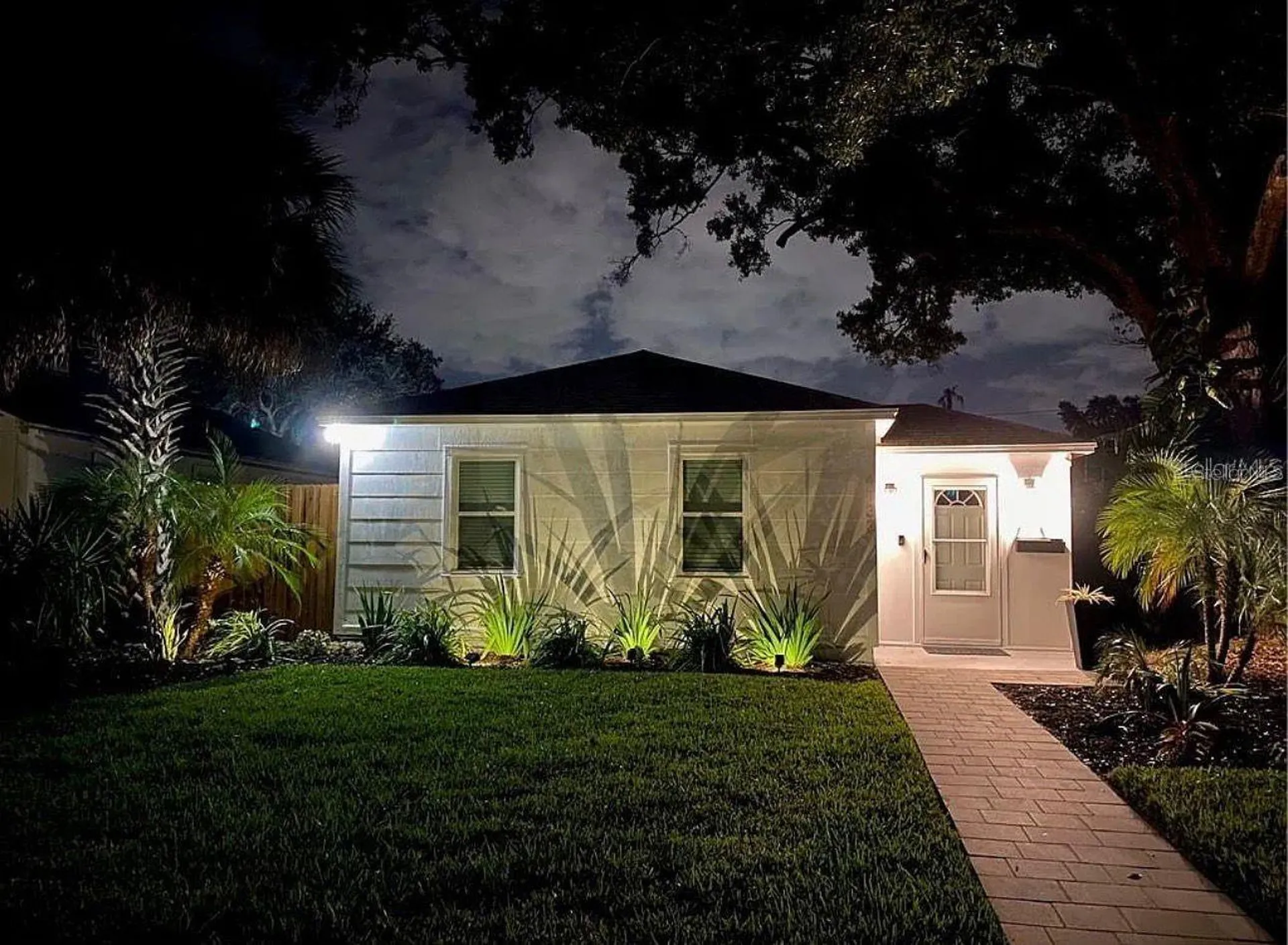 4133 3rd Avenue N St Petersburg FL 33713