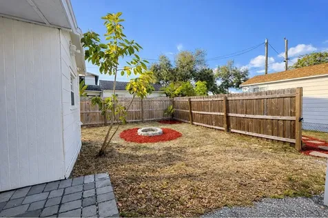 4133 3rd Avenue N St Petersburg FL 33713