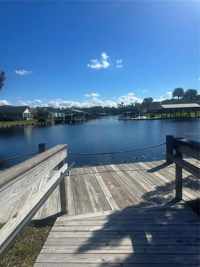 1640 Juno Trail Astor FL 32102