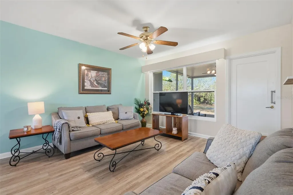 610 Palm Avenue Belleair FL 33756