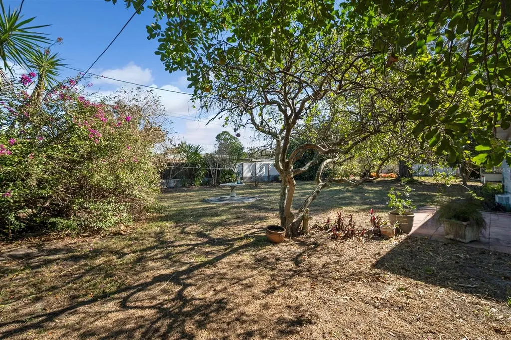 610 Palm Avenue Belleair FL 33756