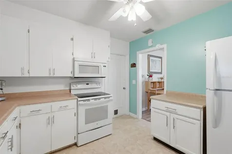 610 Palm Avenue Belleair FL 33756
