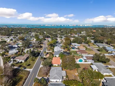 610 Palm Avenue Belleair FL 33756
