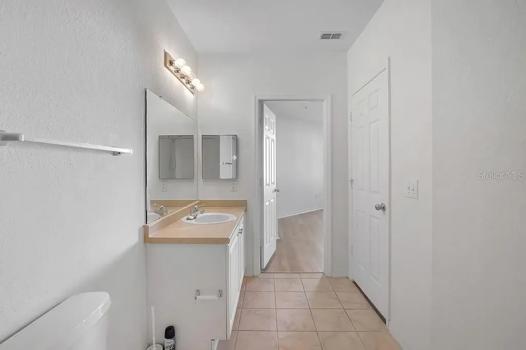 5550 E Michigan Street Orlando FL 32822