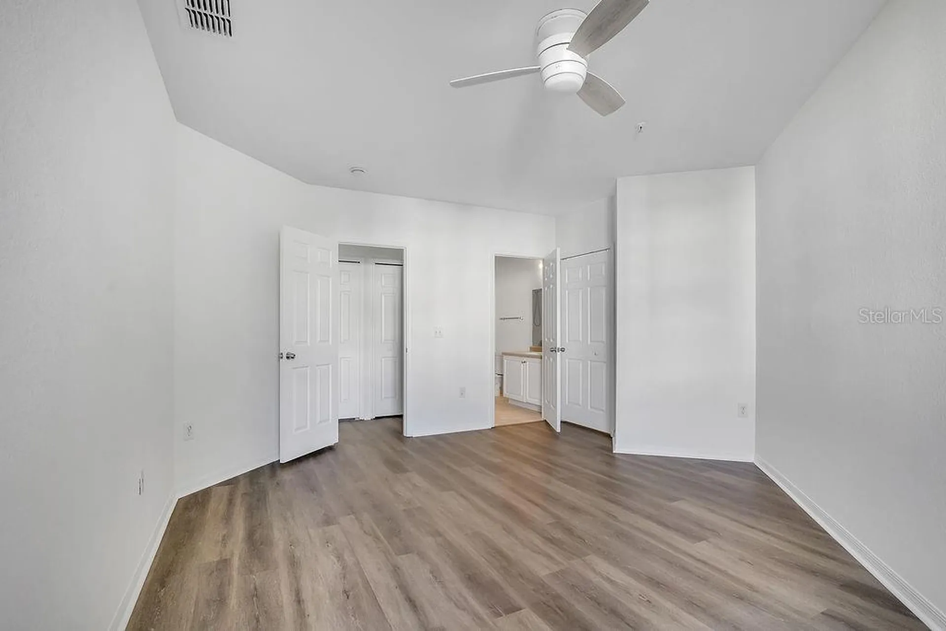 5550 E Michigan Street Orlando FL 32822