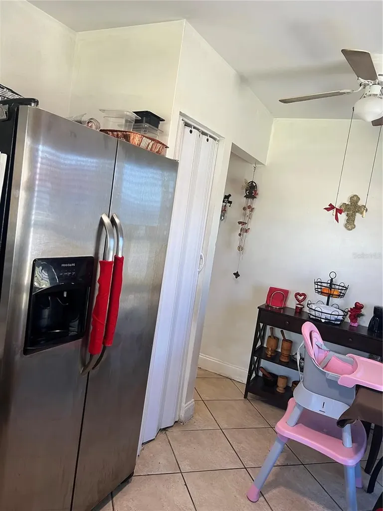 437 Hunter Circle Kissimmee FL 34758