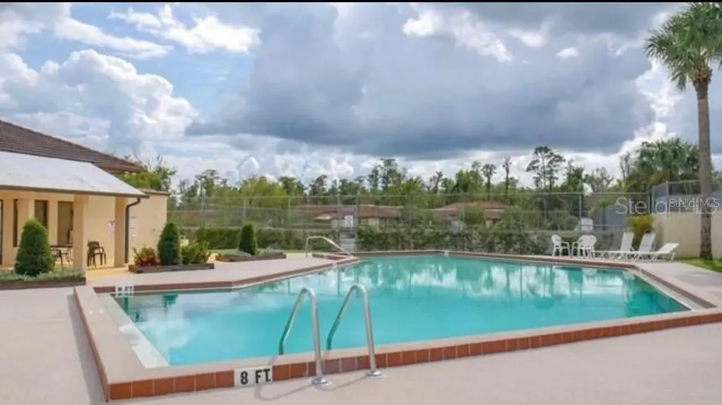 437 Hunter Circle Kissimmee FL 34758