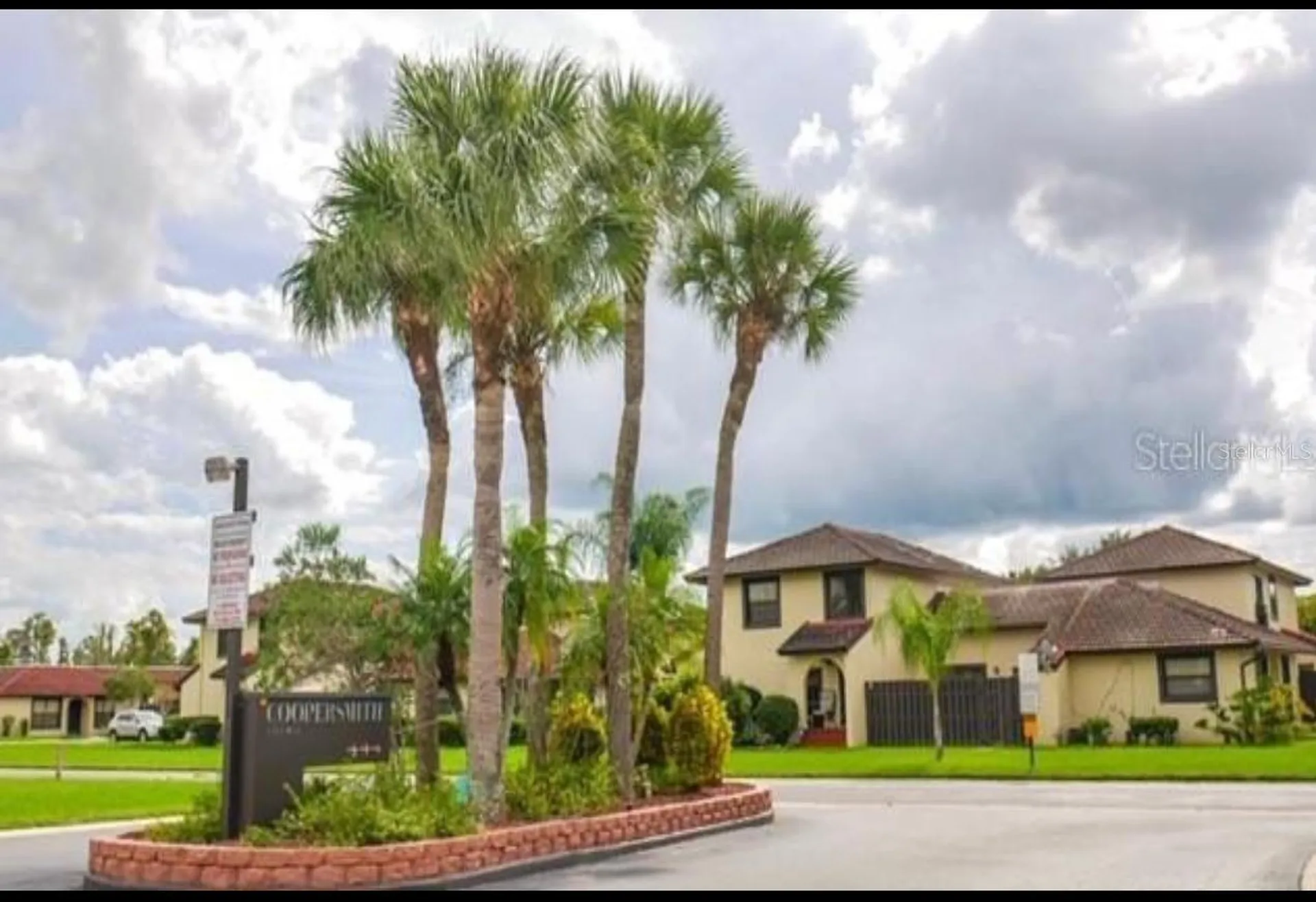 437 Hunter Circle Kissimmee FL 34758