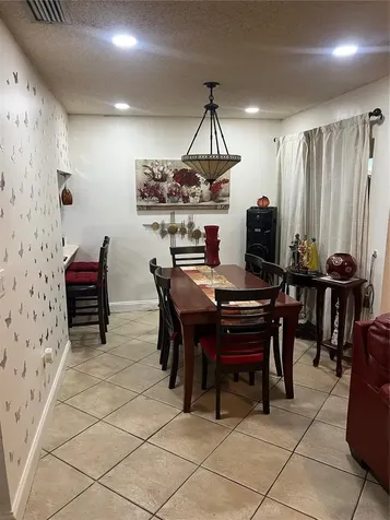 437 Hunter Circle Kissimmee FL 34758