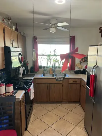 437 Hunter Circle Kissimmee FL 34758