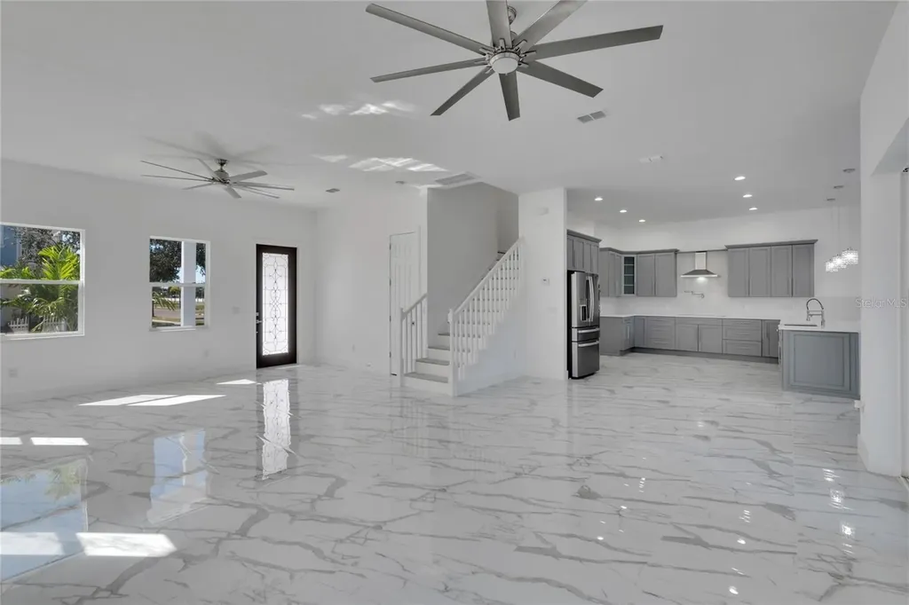 6516 Simone Shores Circle Apollo Beach FL 33572
