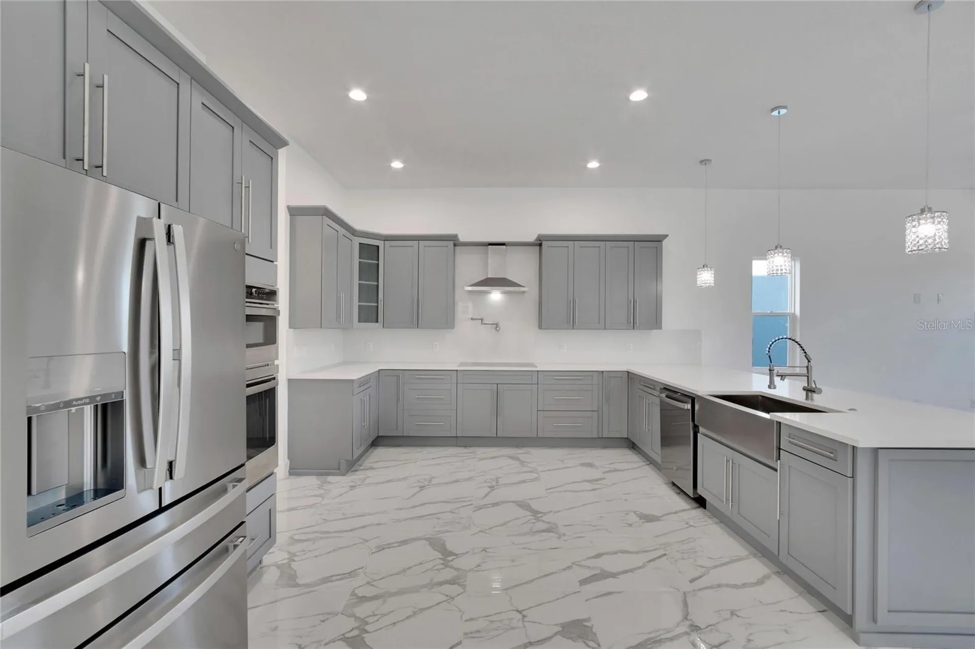 6516 Simone Shores Circle Apollo Beach FL 33572
