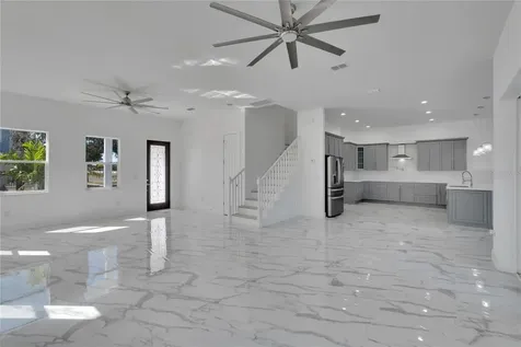 6516 Simone Shores Circle Apollo Beach FL 33572