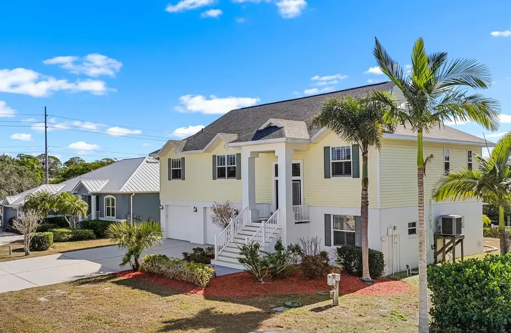 404 Inlet Road Ruskin FL 33570