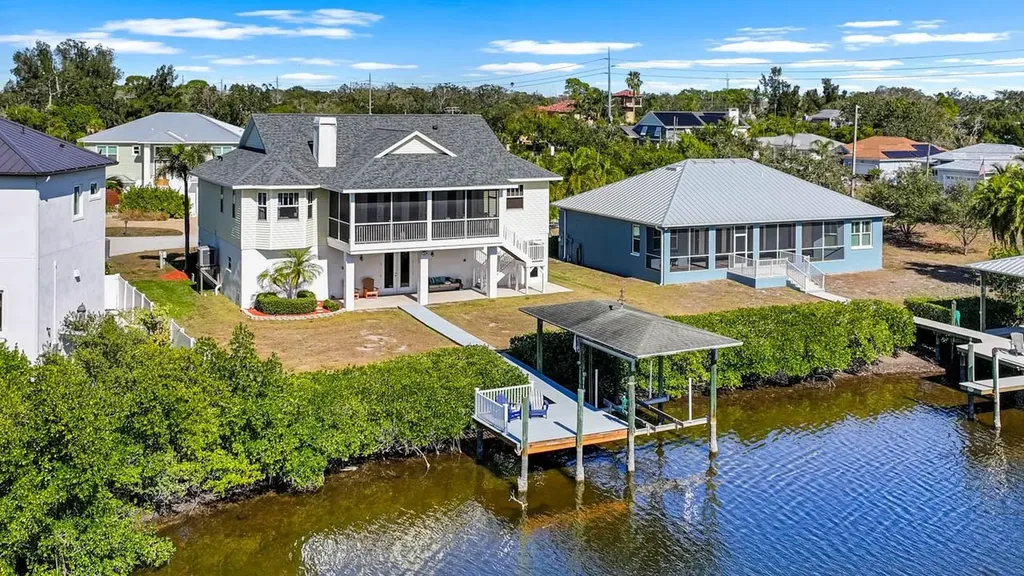 404 Inlet Road Ruskin FL 33570