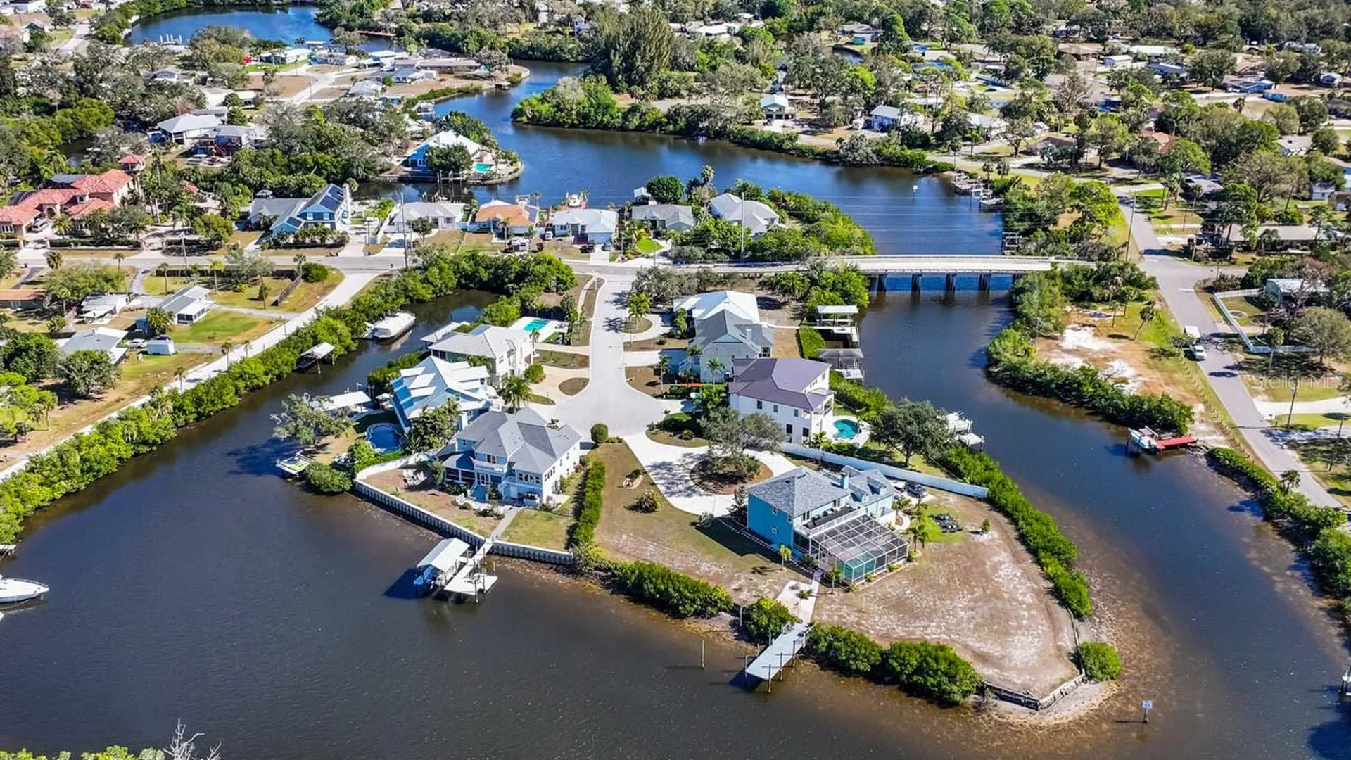 404 Inlet Road Ruskin FL 33570