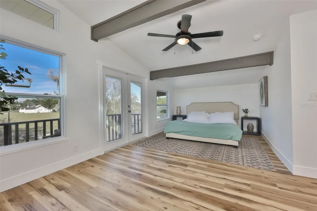 18711 Red Bird Lane Lithia FL 33547