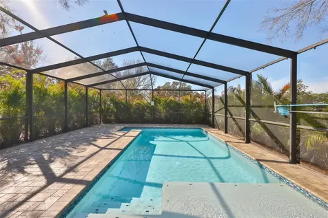 18711 Red Bird Lane Lithia FL 33547