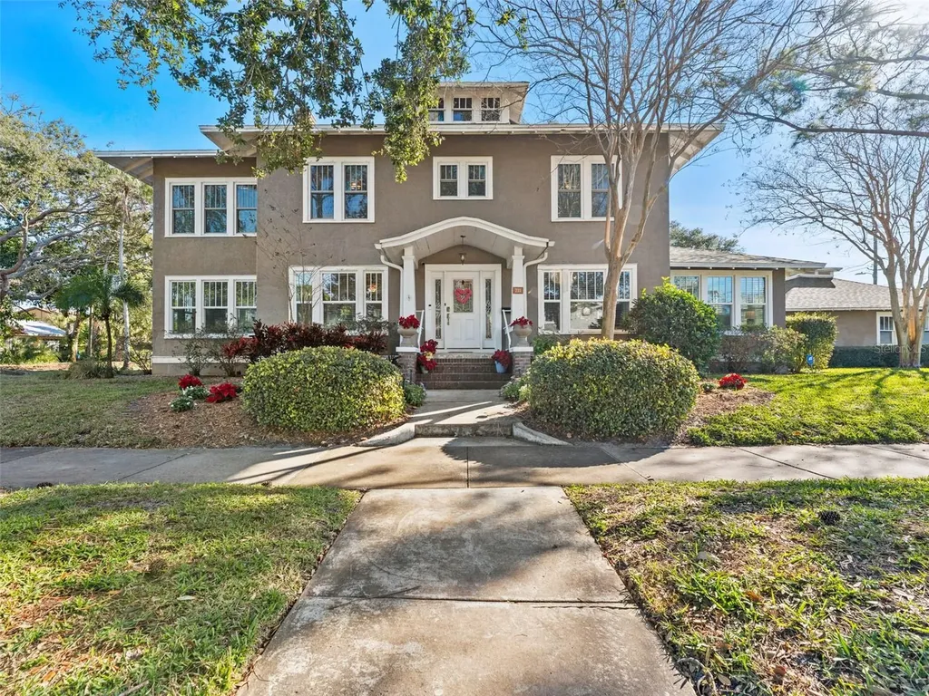 231 72nd Street N St Petersburg FL 33710