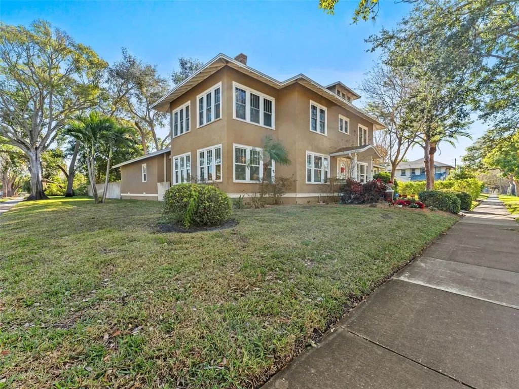 231 72nd Street N St Petersburg FL 33710